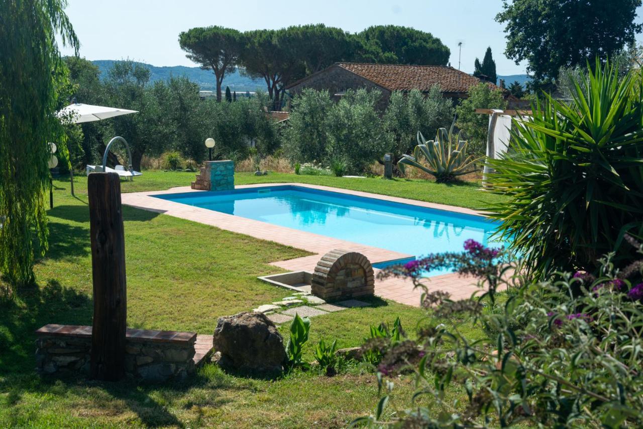 Agriturismo Colle Vento スヴェレート エクステリア 写真