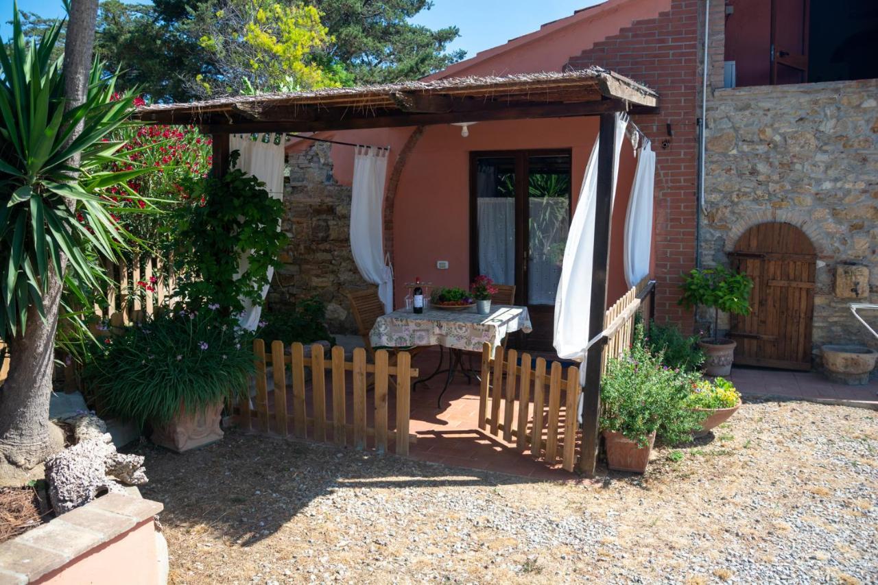Agriturismo Colle Vento スヴェレート エクステリア 写真